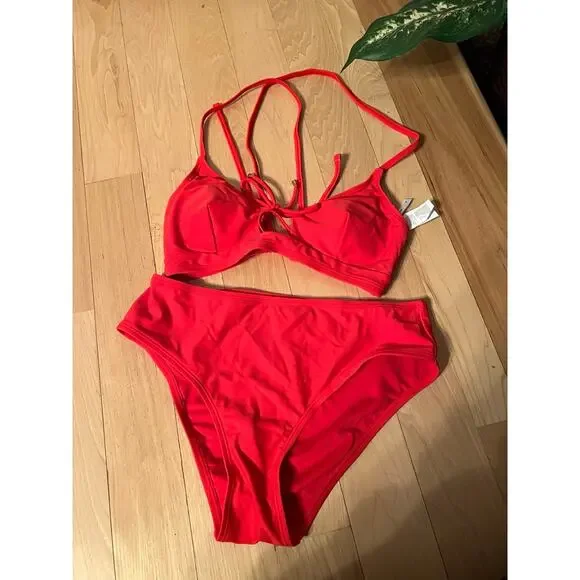 Cupshe Red Bikini Set - Picture 2 of 7